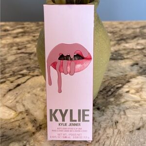 Kylie Cosmetics Lip Kit by Kylie Jenner Matte Liquid Lipstick Lip Liner Koko K